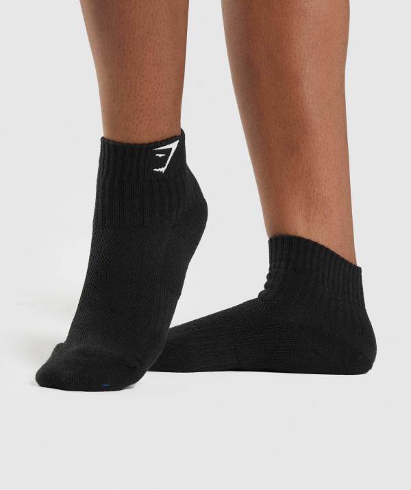 Damske Ponozky Gymshark Sharkhead Embroidered Quarter 2pk Čierne | BL6415238